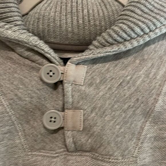 MARK LAW Luxury Men’s Sweatshirt with Sweater Collar and buttons - Picture 3 of 12